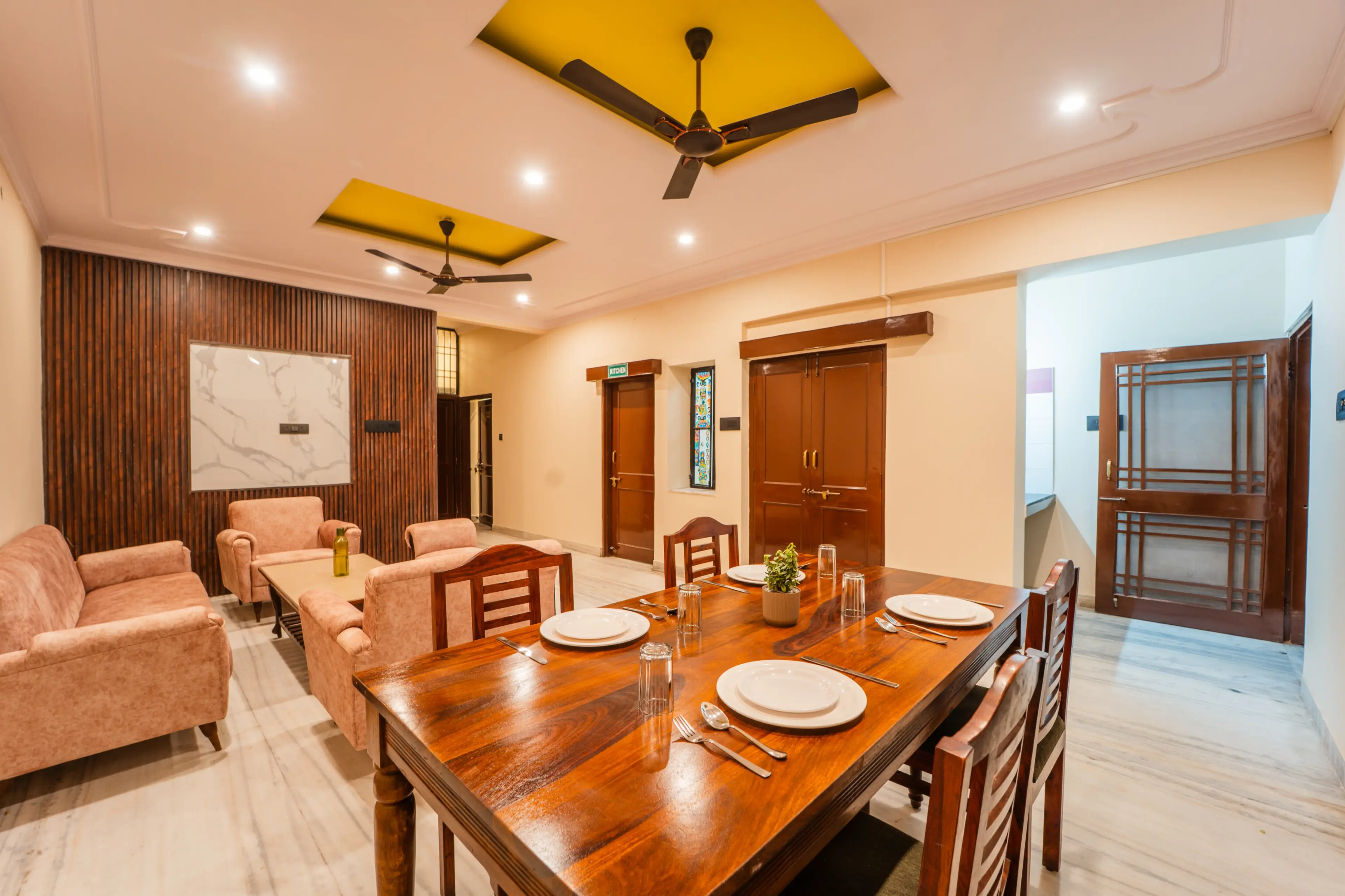 Guest Lounge
